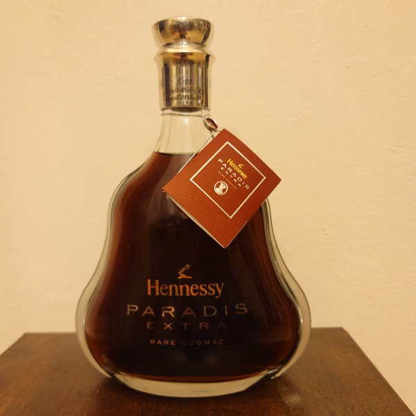 Hennessy Cognac Paradis Extra Rare.1