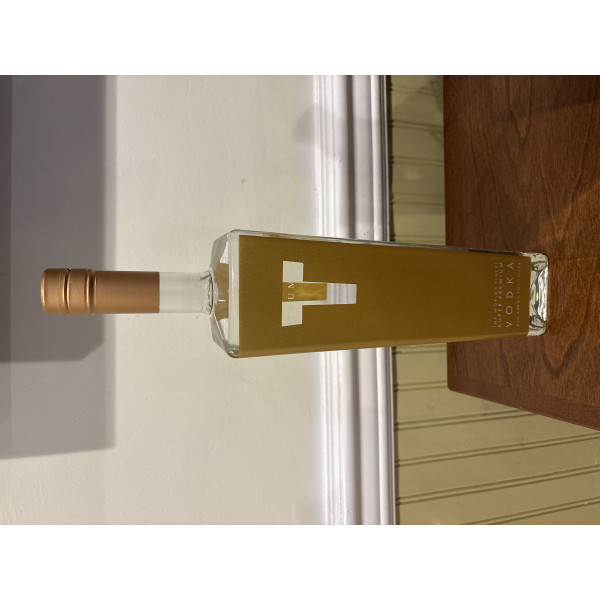 Trump Trump The World's Finest Super Premium Vodka 1L.1