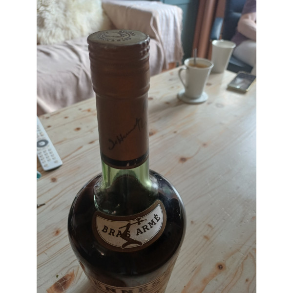 Hennessy Cognac Bras Armé.3