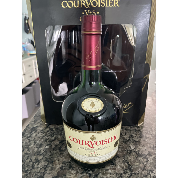 Courvoisier Cognac VS set 2 glasses.1