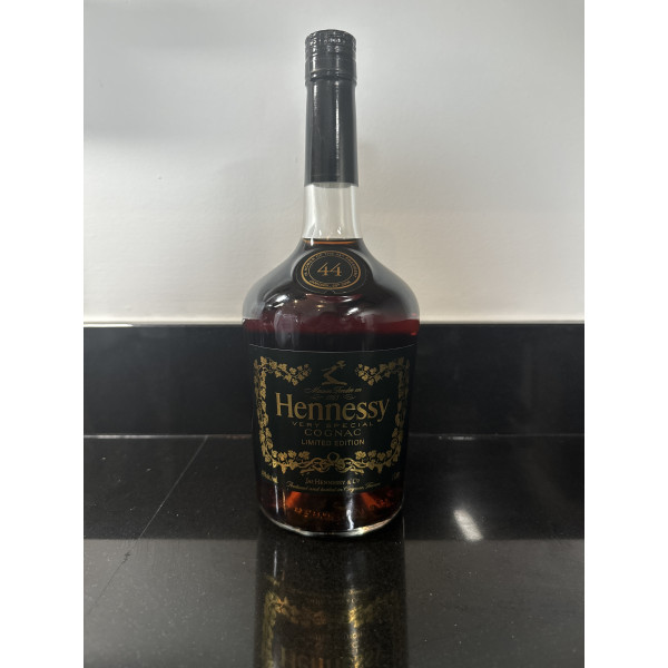 Hennessy Cognac VS Special Edition in honor of the 44th President.1