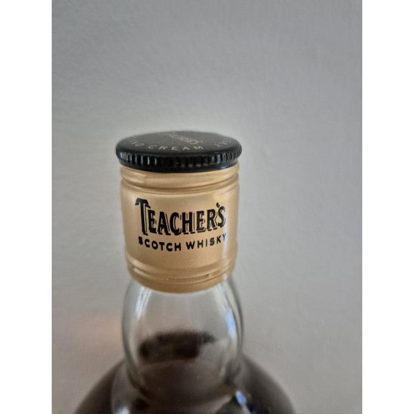  Teacher's Highland Cream (old bottling).3