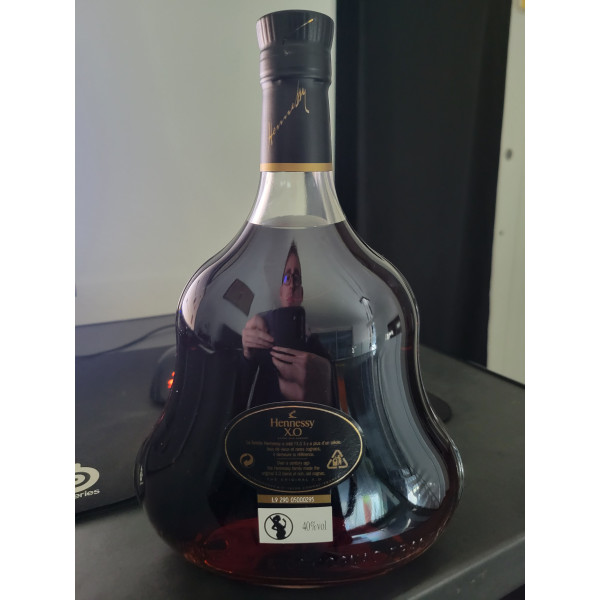 Hennessy Cognac  XO Art by Zhang Huan Chinese New Year 1L.2