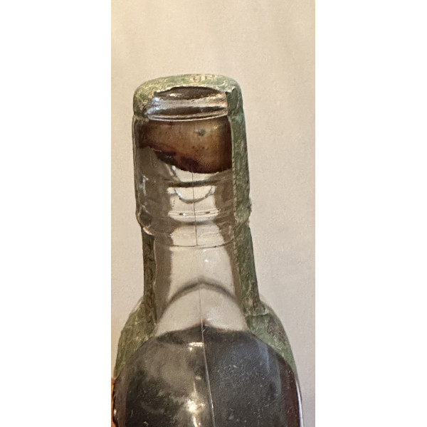 W.A. Gaines & Co., Inc. Old Hermitage Pint / Prohibition Era Bottling.3