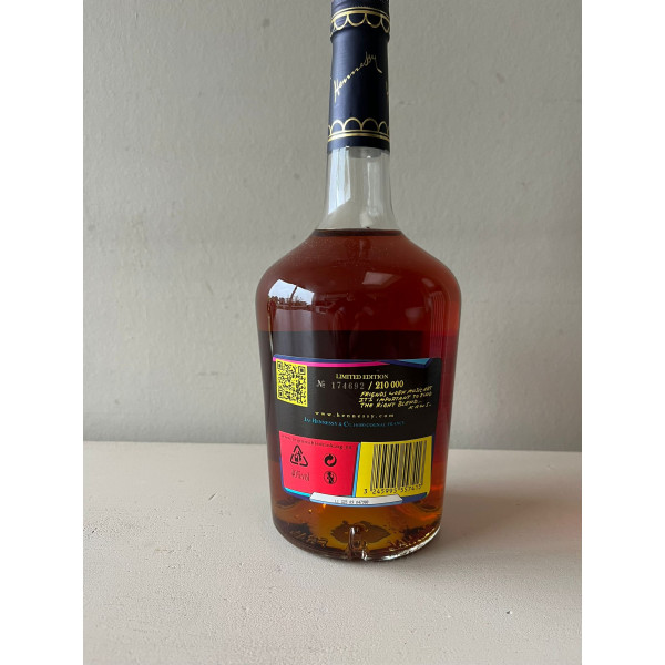 Hennessy Cognac Hennessy VS Cognac KAWS Limited Edition 1L (2011).4