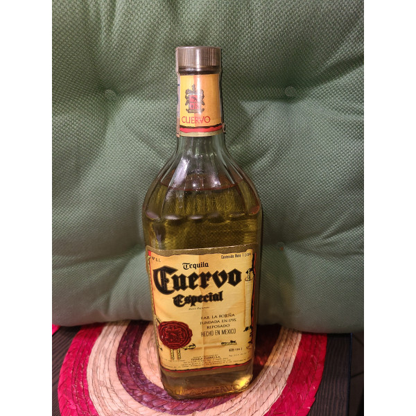  Cuervo Especial 1980s.1