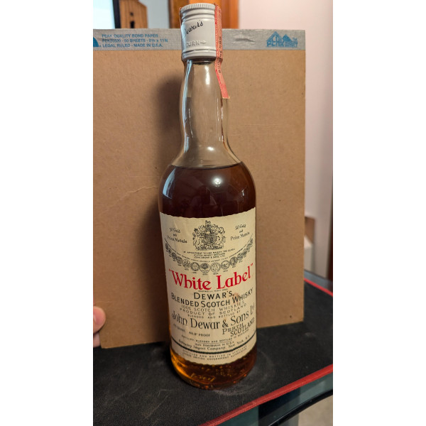 John Dewar\'s and Sons White Label.1