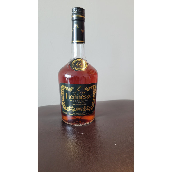 Hennessy Cognac Limited Edition VS in honor of the 44th president.1