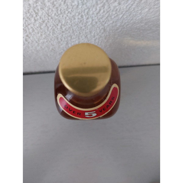 Diplomat Reserve 5 Years Old.4