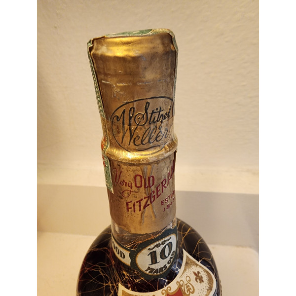 Fitzgerald Very Xtra Old 10 Year Old 1956.3