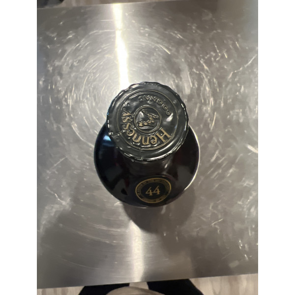 Hennessy Cognac Very Special in Honor of the 44th President.4