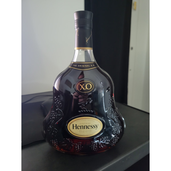 Hennessy Cognac  XO Art by Zhang Huan Chinese New Year 1L.1
