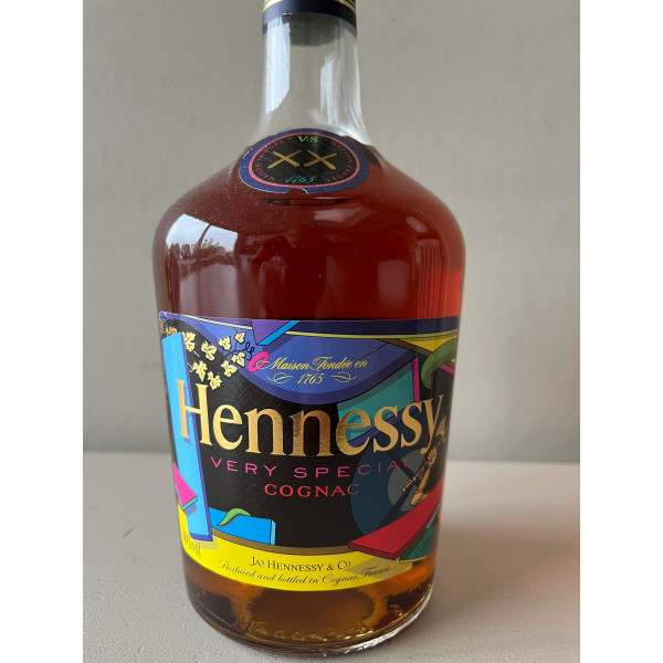 Hennessy Cognac Hennessy VS Cognac KAWS Limited Edition 1L (2011).5