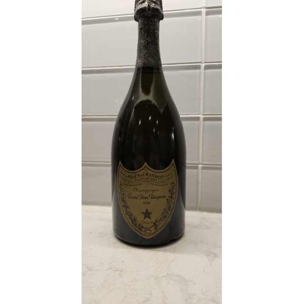Moet et Chandon Cuvée Dom Perignon 1988.1