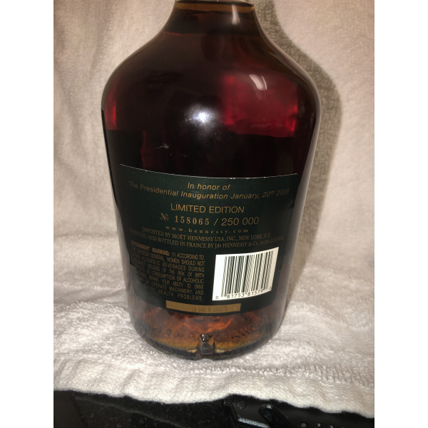 Hennessy Cognac Very Special Limited Edition in honor of the 44th president.2