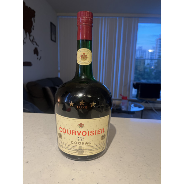 Courvoisier Cognac Luxe 3 star.1