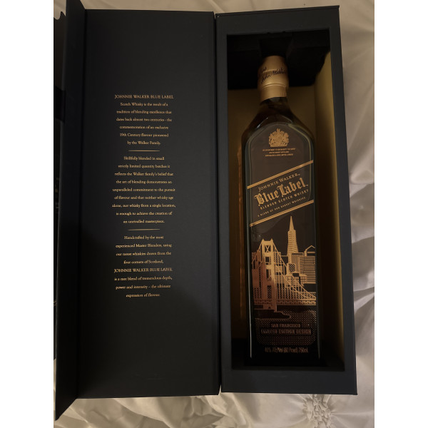 Johnnie walker Blue Label Limited Edition Design San Francisco.1