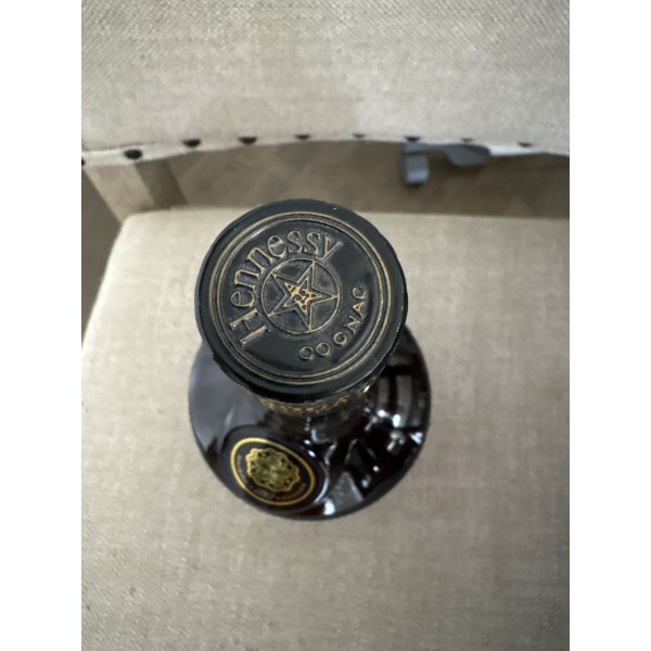 Hennessy Cognac Limited Edition VS Obey Serie Shepard Fairey.4