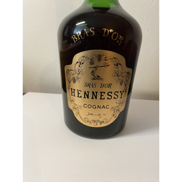 Hennessy Cognac Bras d\'Or.5
