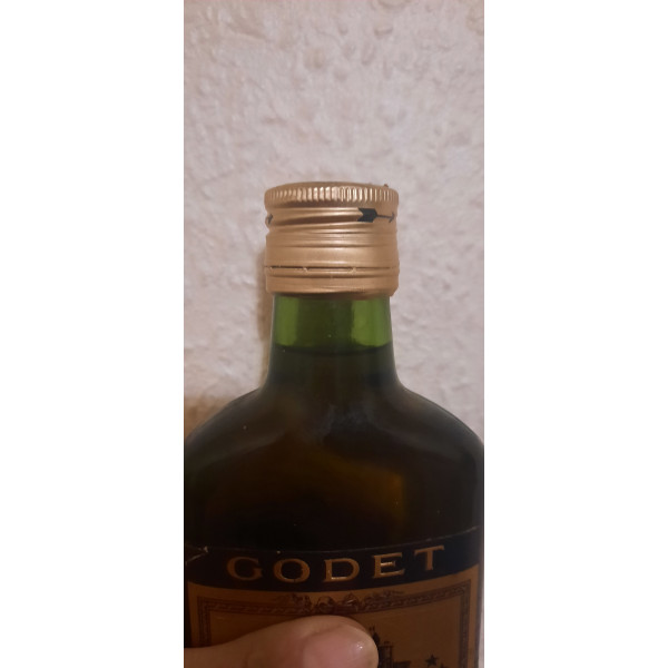 Godet Cognac 3 star miniature.3
