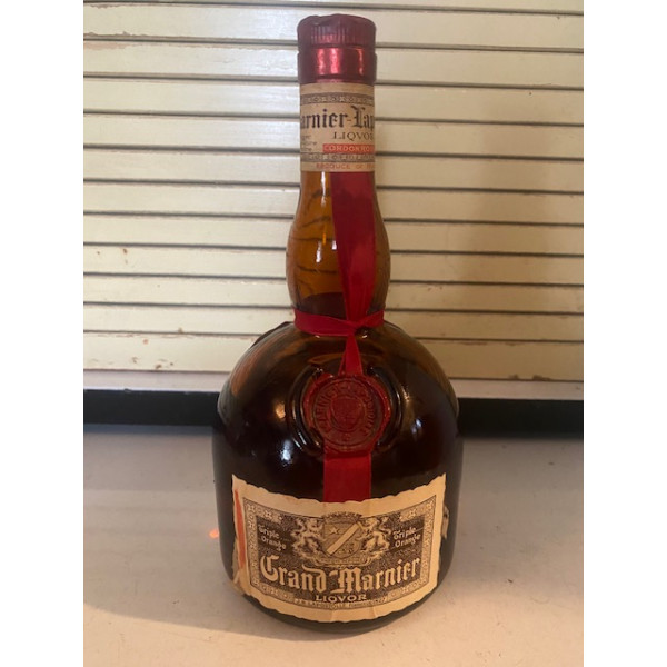 Marnier Cognac Red Ribbon.3