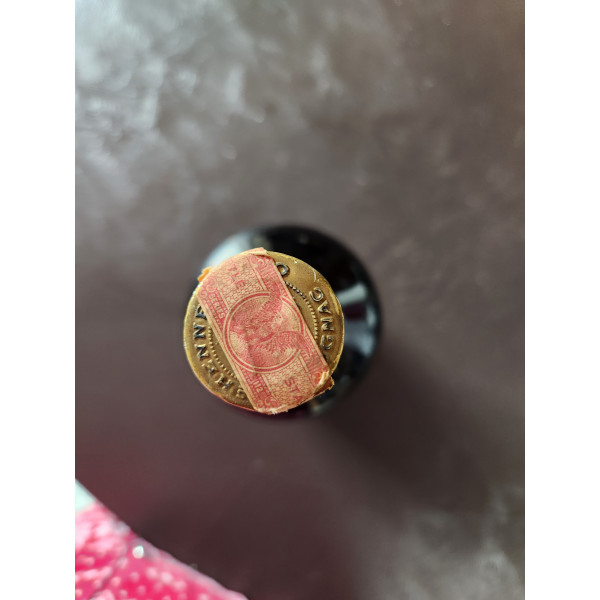 Hennessy Cognac Bars arme.4