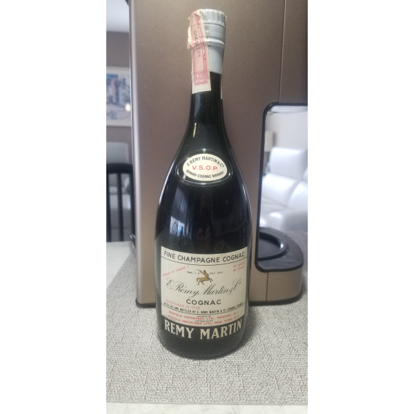Remy Martin Cognac VSOP.1