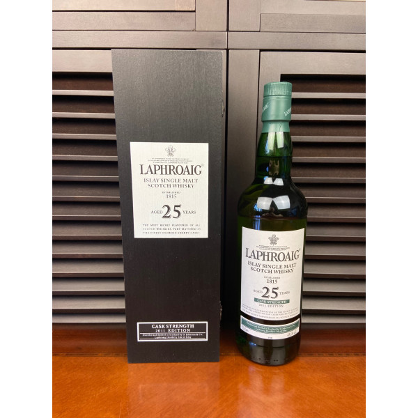 Laphroaig 25 Year Old Cask Strength 2011 Edition.1