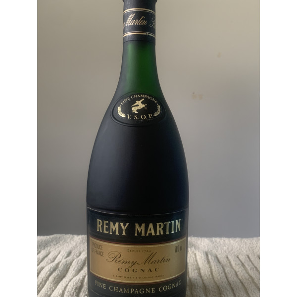 Remy Martin Cognac VSOP.1