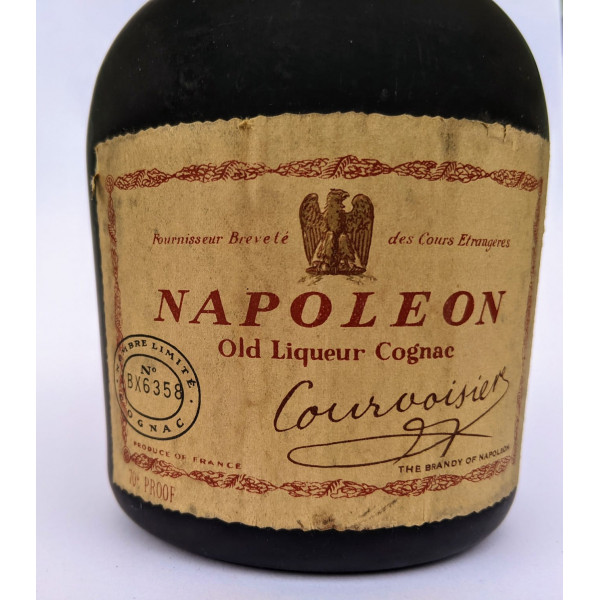 Courvoisier Cognac Napoleon  Old Liquer Cognac .5