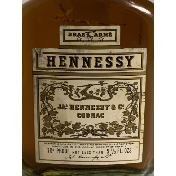 Hennessy Cognac Bras Arme hip flask.5