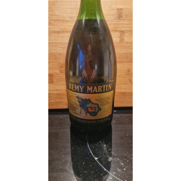 Remy Martin Cognac VSOP.2
