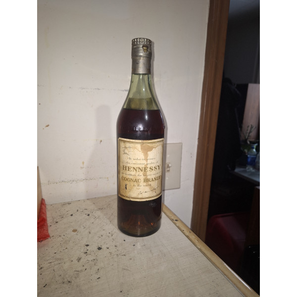 Hennessy Cognac 3 Star 1950s.2