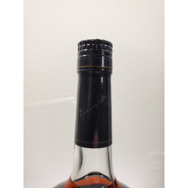 Hennessy Cognac Hennessy 44 In honor of the 44th president .3