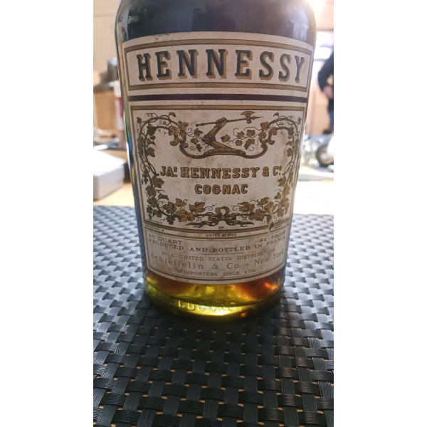 Hennessy Cognac Bras Arme.5