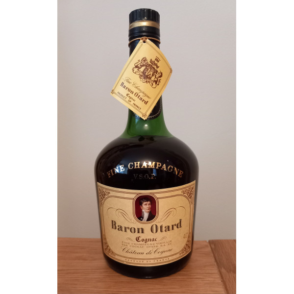 Otard Cognac VSOP set with wedding glass "Souvenir de la Fete".1