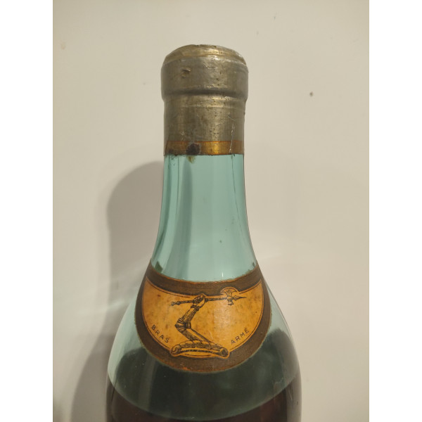 Bras Arme Hennessy.3