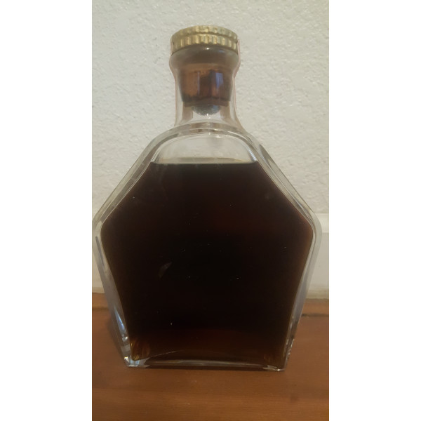 Hine Cognac Selection Import 21 Brands Inc. New York.2