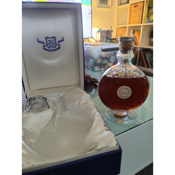 Martell Cognac Michelangelo Decanter.1