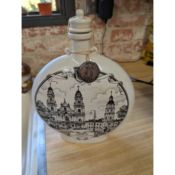  Kryshtal Minsk Harelka Vodka Ceramic Decanter 1L 1990s.2