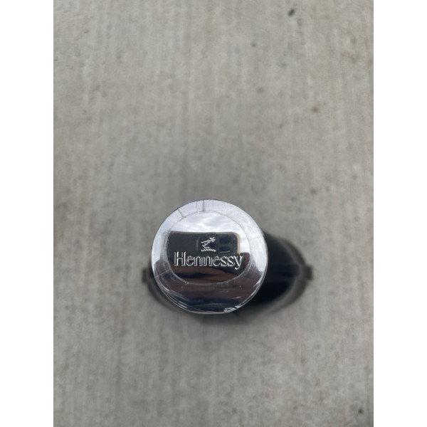 Hennessy Cognac Hennessy, XXO, Hors d'Age Cognac.4