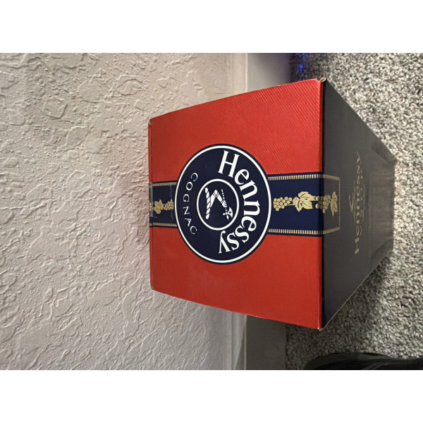 Hennessy Cognac Hennessy VSOP Privilege Cognac Honoring All Who Served Special Edition 750ml.4