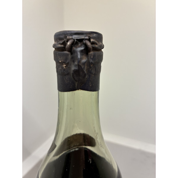 Martell Cognac Martell Very Old Pale 3 Star Cognac 1950s.3