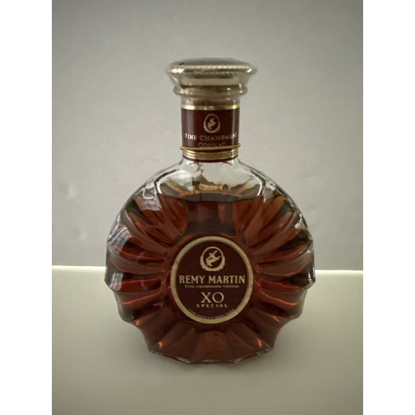 Remy Martin Cognac Rémy Martin XO Special Fine Champagne Cognac 1980s.1