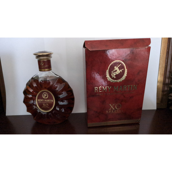 Remy Martin Cognac Remy Martin XO Special Fine Champagne Cognac 1980s.1