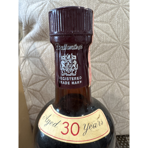 Ballantines Ballantine's 30 Year Old Liqueur Blended Scotch Whisky 1960s.3