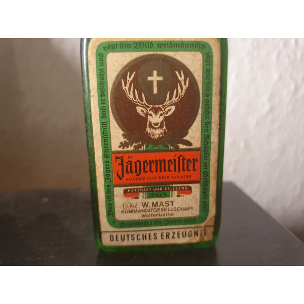 Jägermeister  Jägermeister Kräuterlikör Miniature 4cl 1970s.5