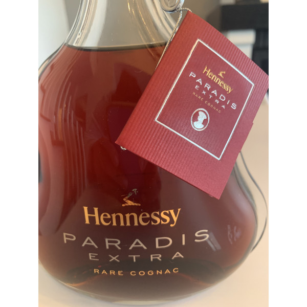Hennessy Cognac Paradis extra rare.5
