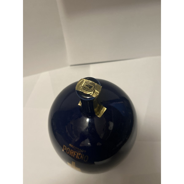 Reposado Porfidio Porfidio Reposado Tequila Royal Blue Ceramic Bottle 1L NOM 1141.4