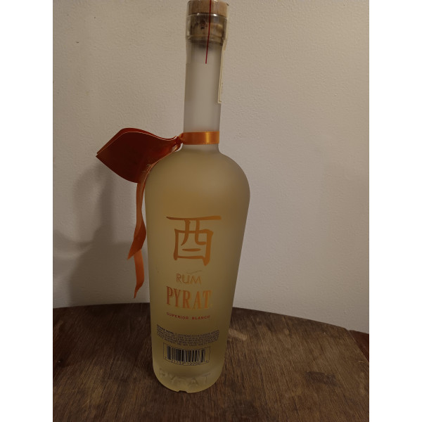 Pyrat Rum Superior Blanco.2